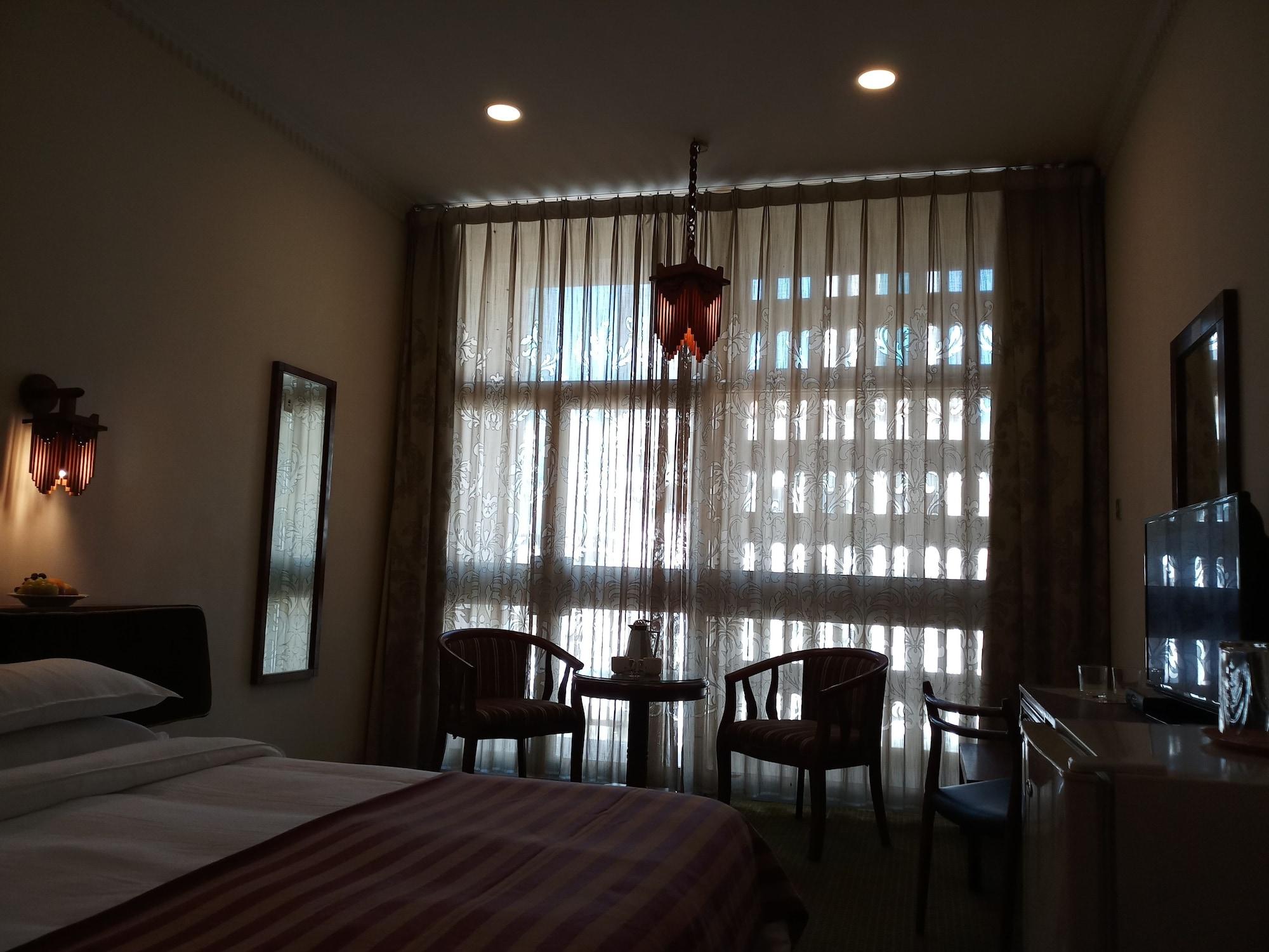 东方皇宫酒店 麦纳麦 外观 照片
